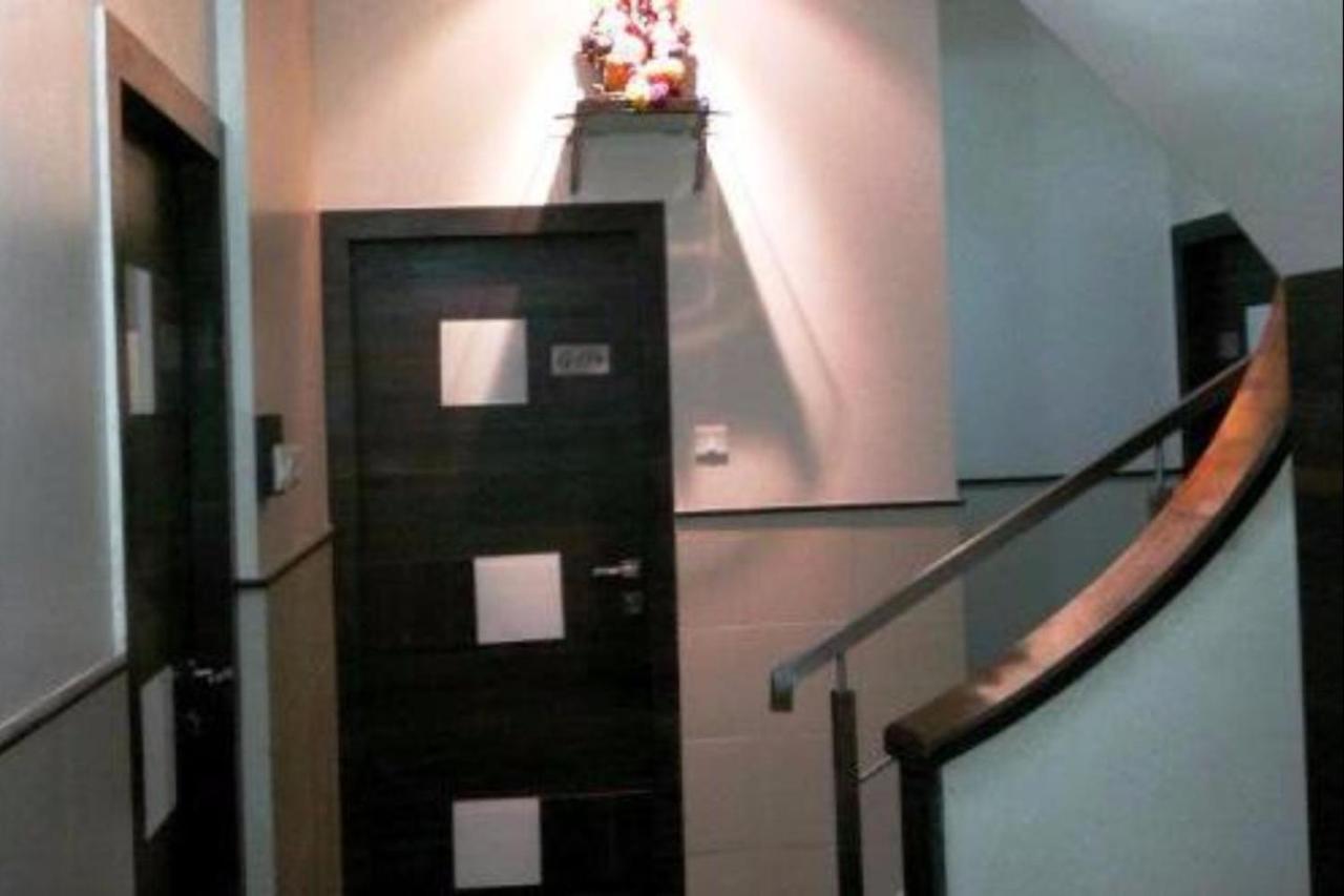 מומביי Hotel Sharda מראה חיצוני תמונה